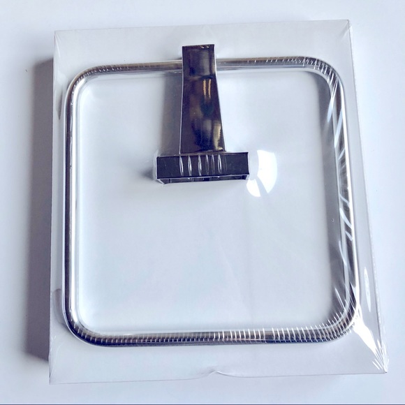 NEW Towel Ring Holder Polished Chrome Finish #0105132 - Picture 4 of 9